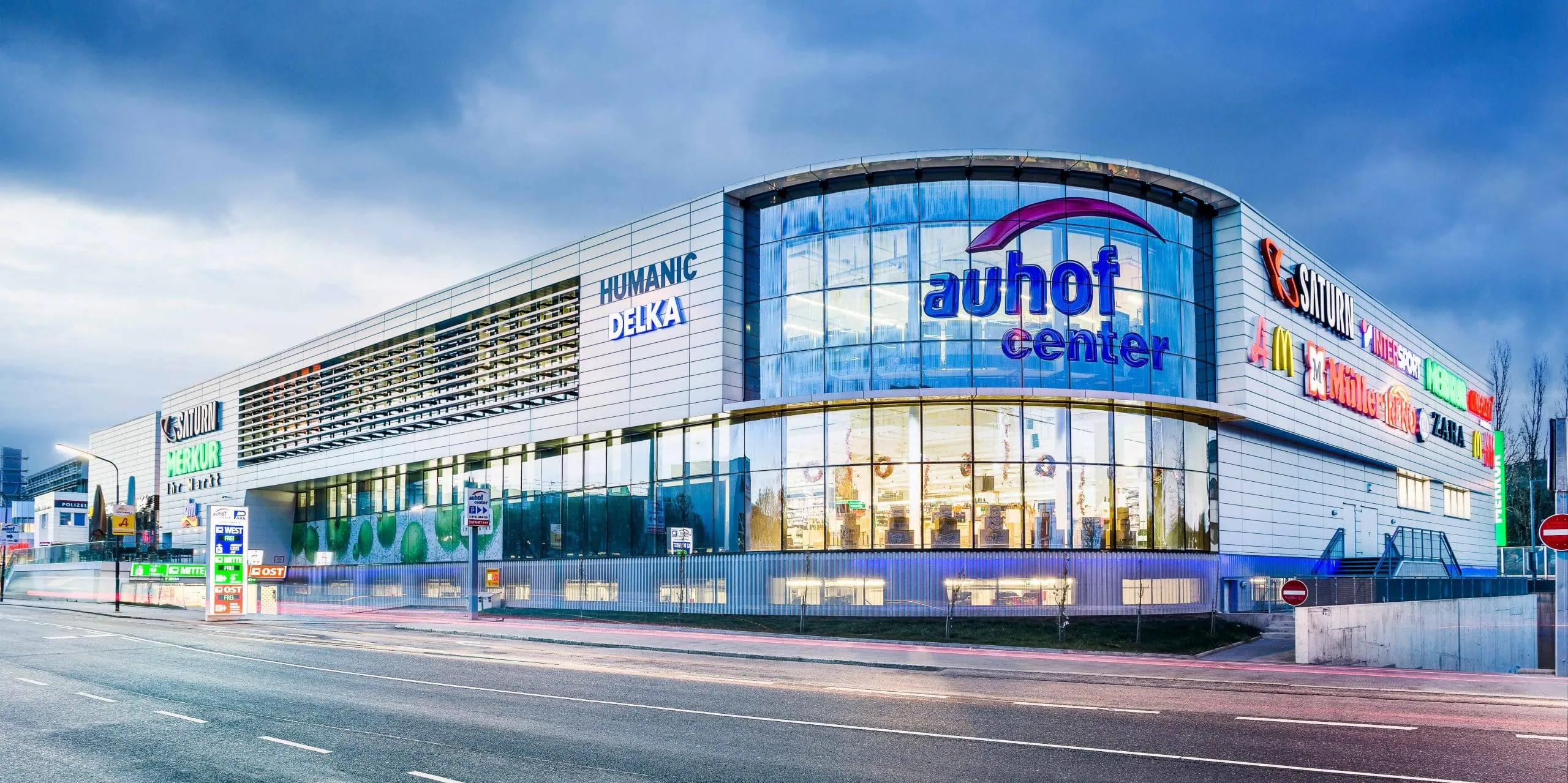 Auhof Center in Austria, europe | Fragrance,Sporting Equipment,Shoes,Accessories,Clothes,Travel Bags - Rated 4.4