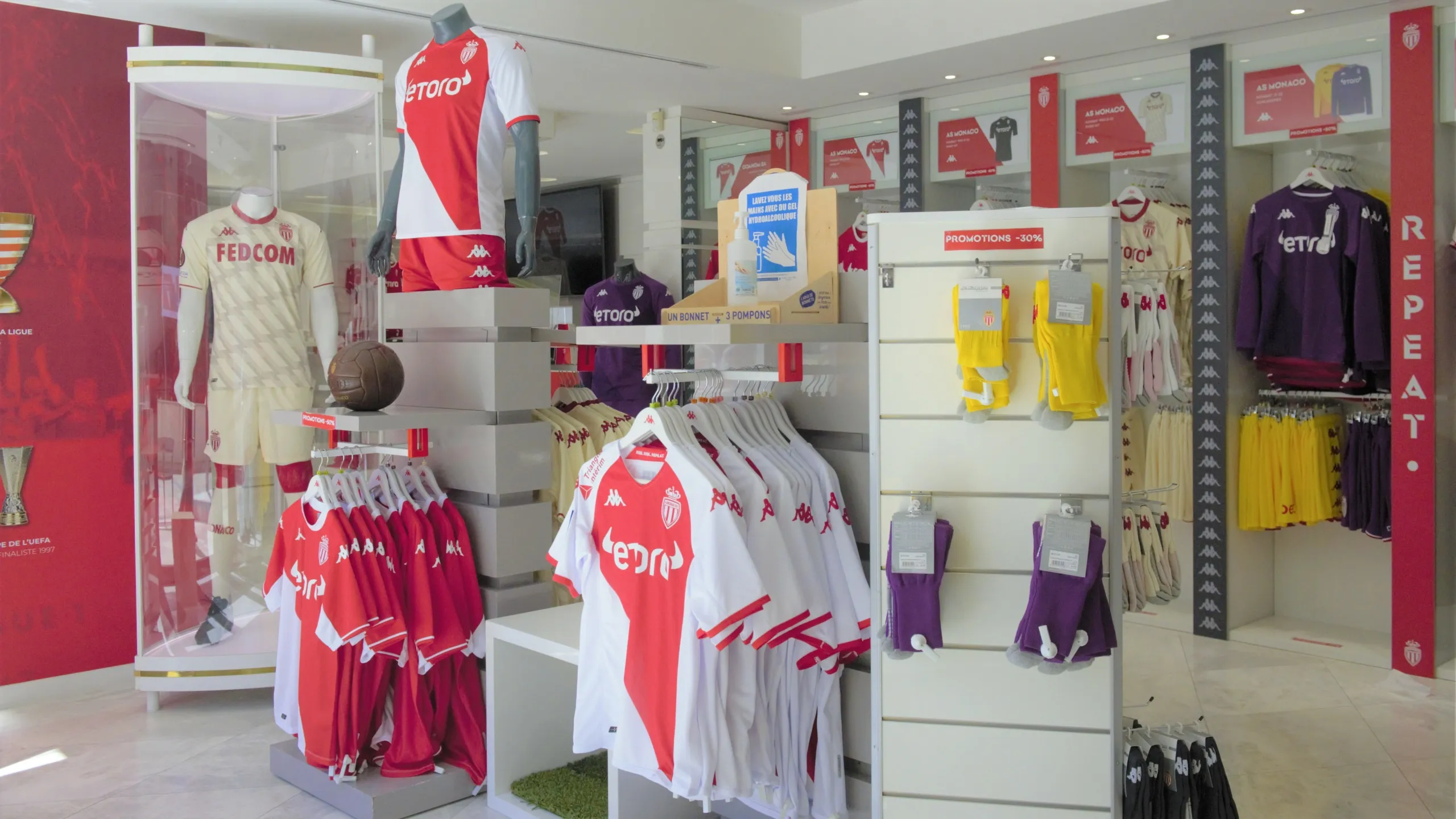 Boutique Officielle AS Monaco in Monaco, europe | Sportswear - Country Helper