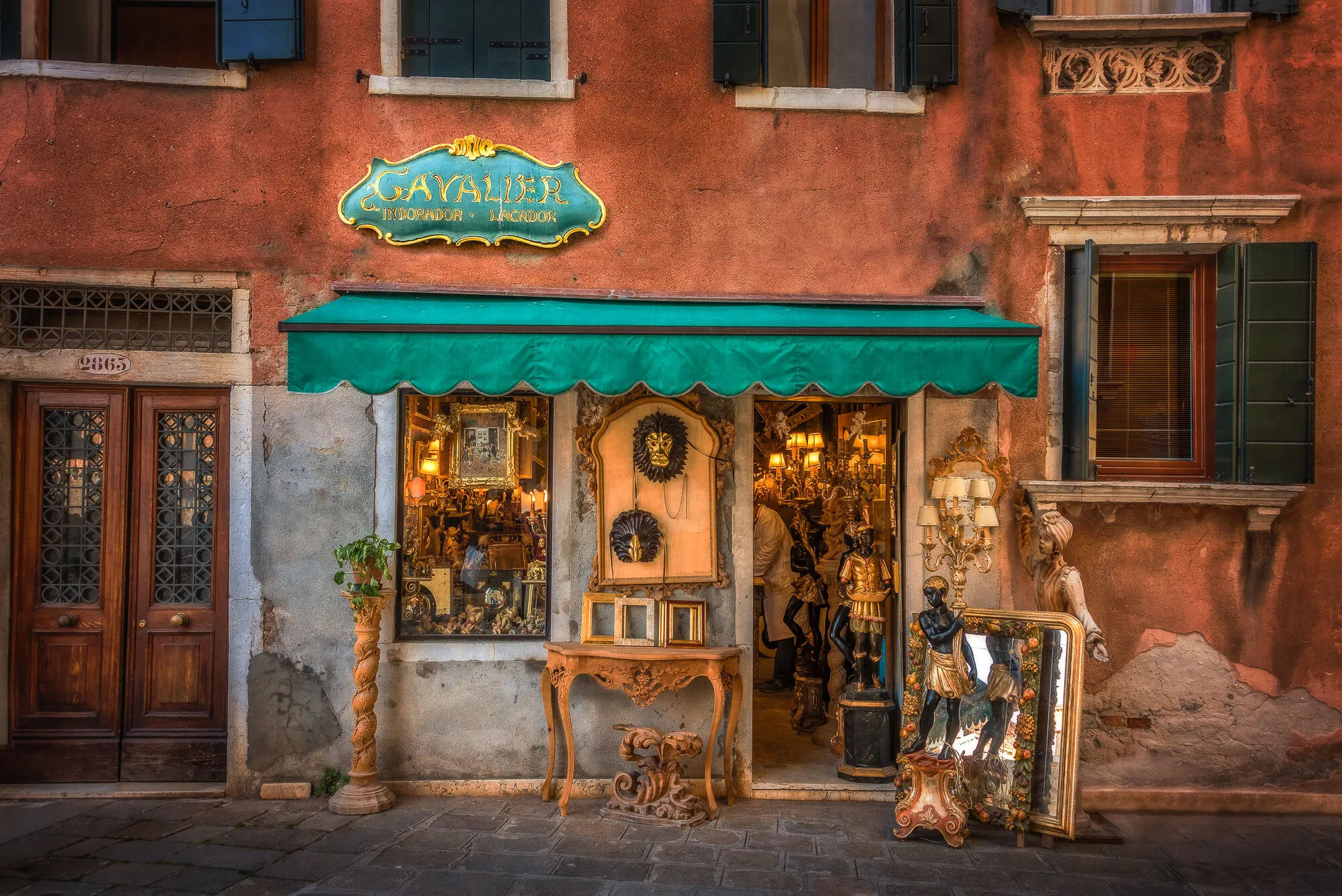 Cavalier Venice in Italy, europe | Handicrafts - Country Helper