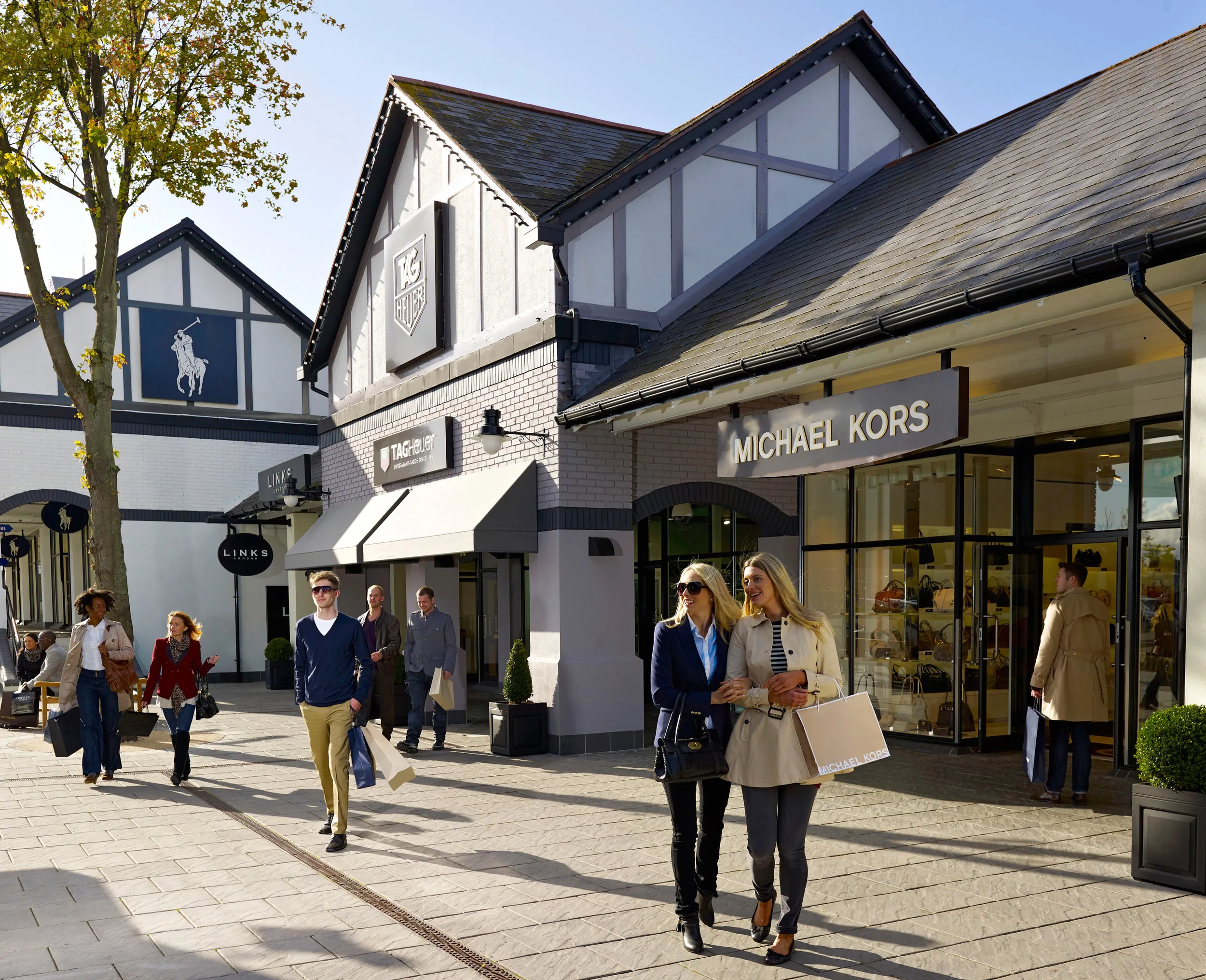 Chesire Oaks Designer Outlet in United Kingdom, europe | Shoes,Accessories,Clothes - Country Helper