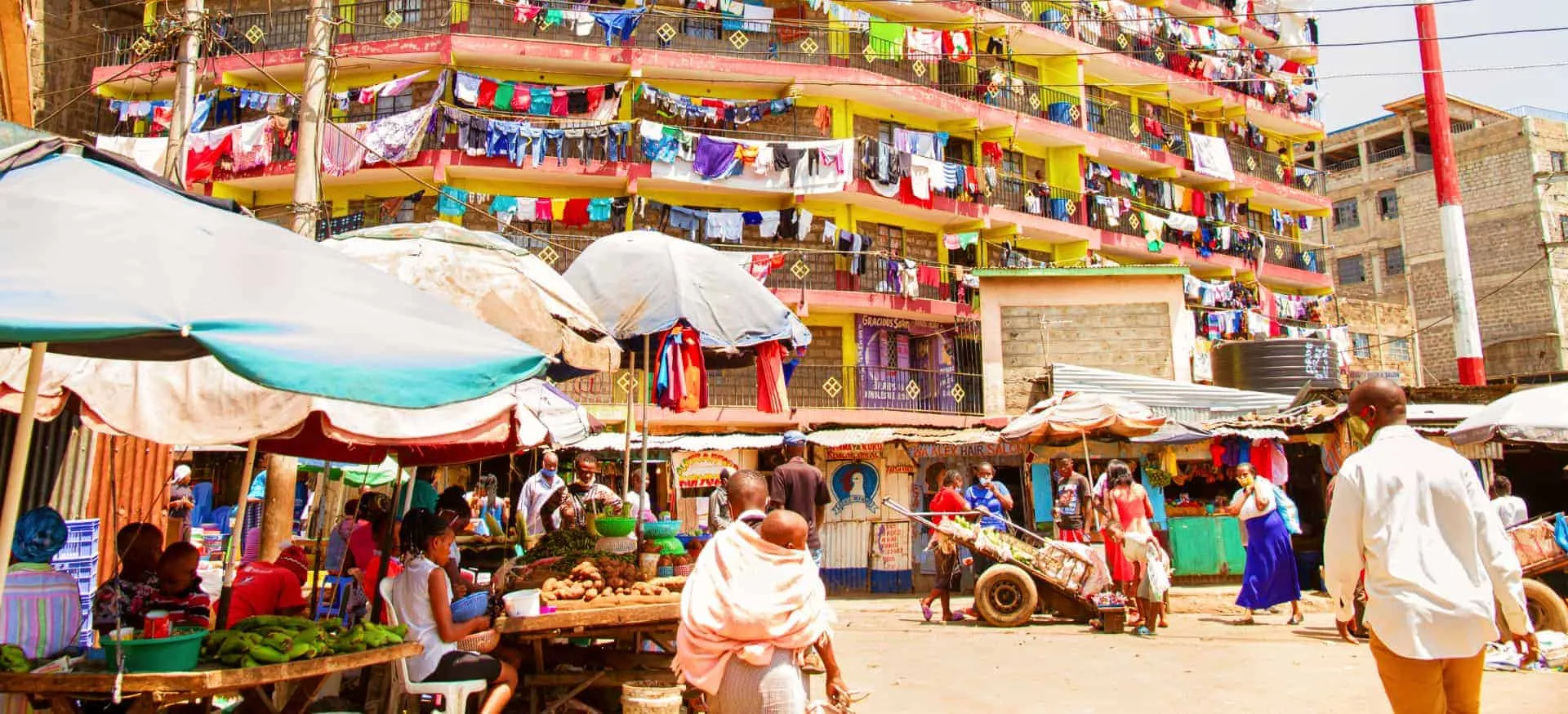 City Market in Kenya, africa | Shoes,Souvenirs,Accessories,Spices,Organic Food,Groceries,Clothes - Country Helper