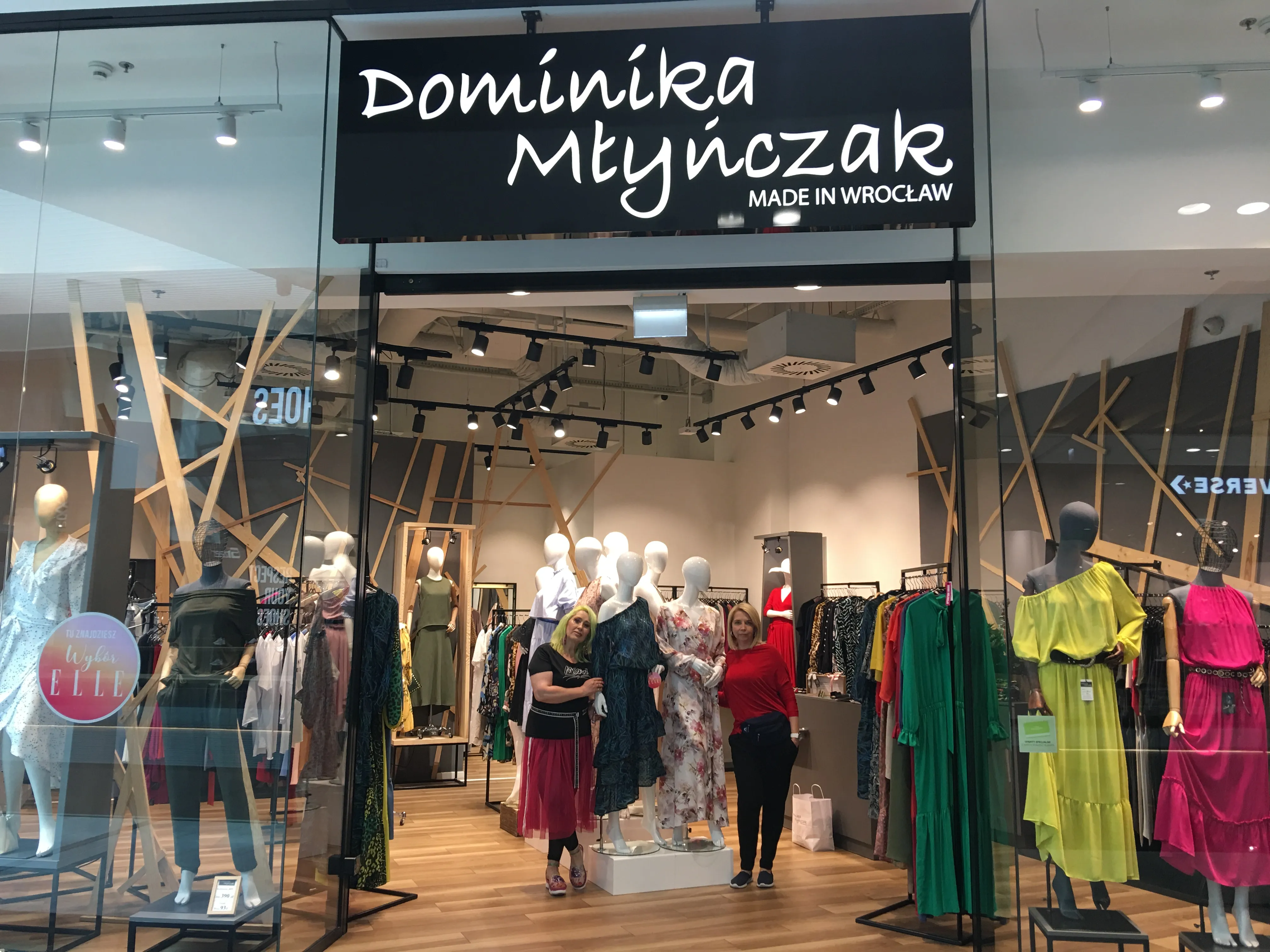 Dominika Mlynczak in Poland, europe | Clothes - Country Helper