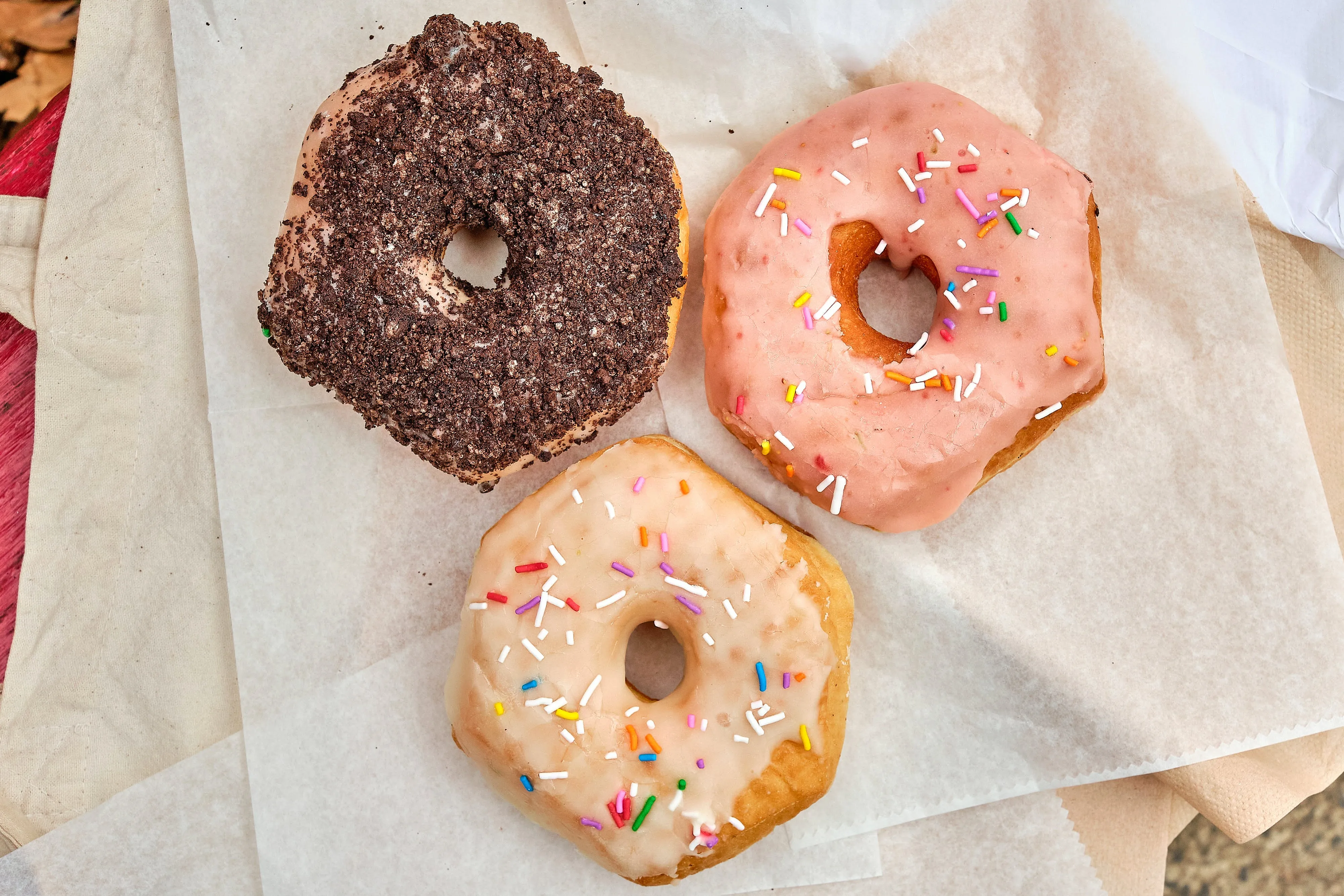 Dutch Door Donuts in USA, north_america | Baked Goods - Country Helper