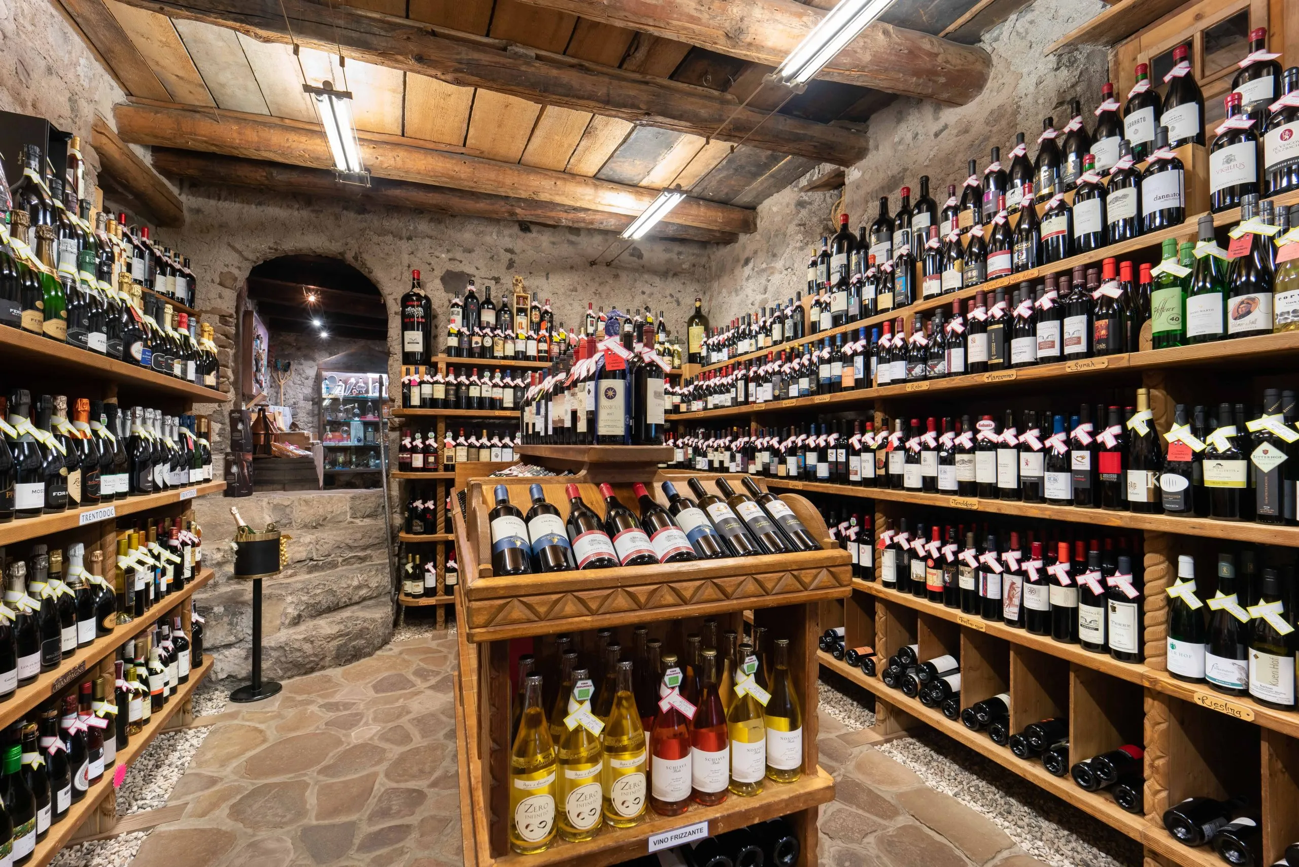 Enoteca Valentini in Italy, europe | Wine - Country Helper