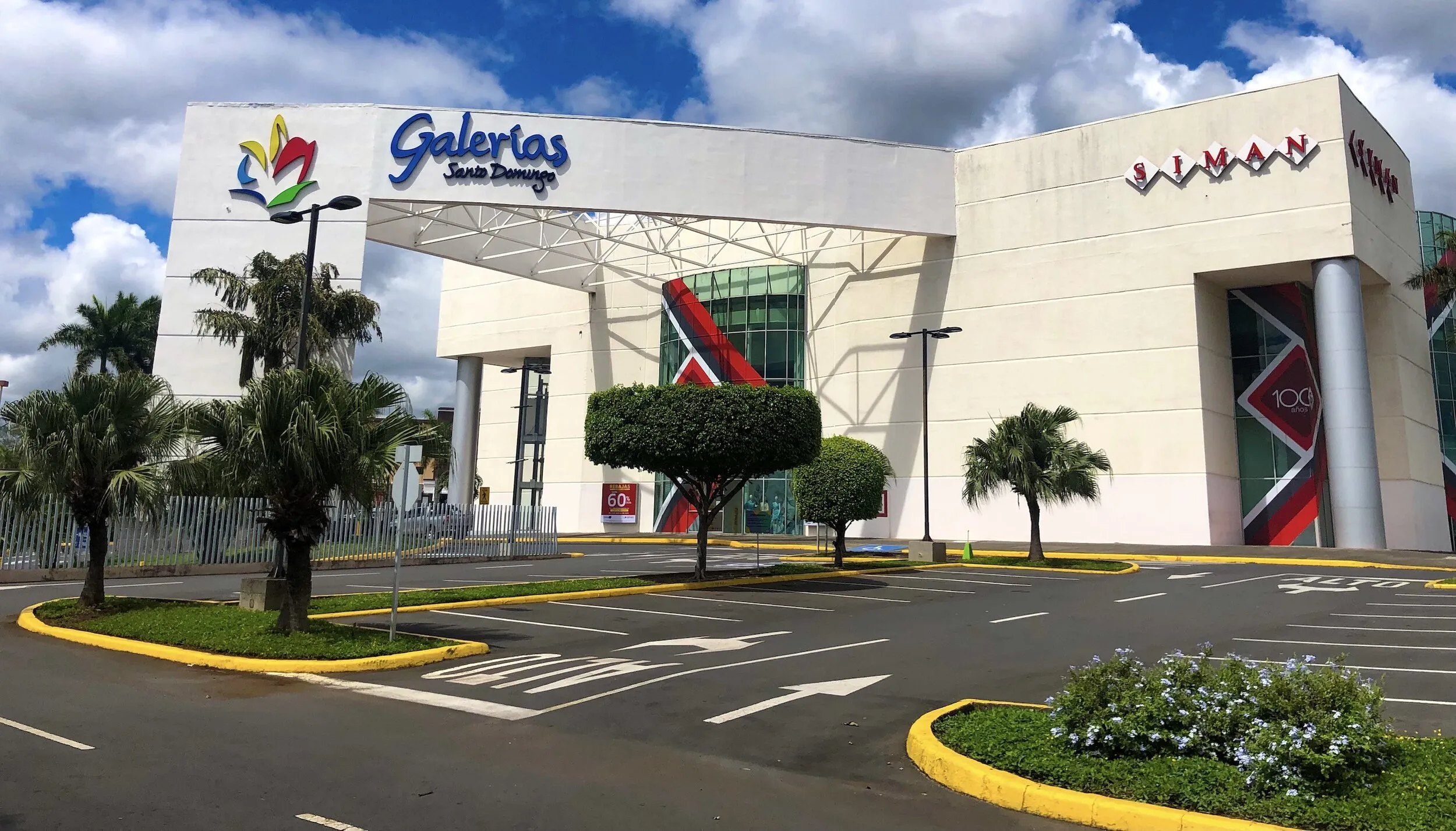 Santo Domingo Galleries in Nicaragua, north_america | Fragrance,Shoes,Accessories,Clothes,Cosmetics,Sportswear,Swimwear - Country Helper
