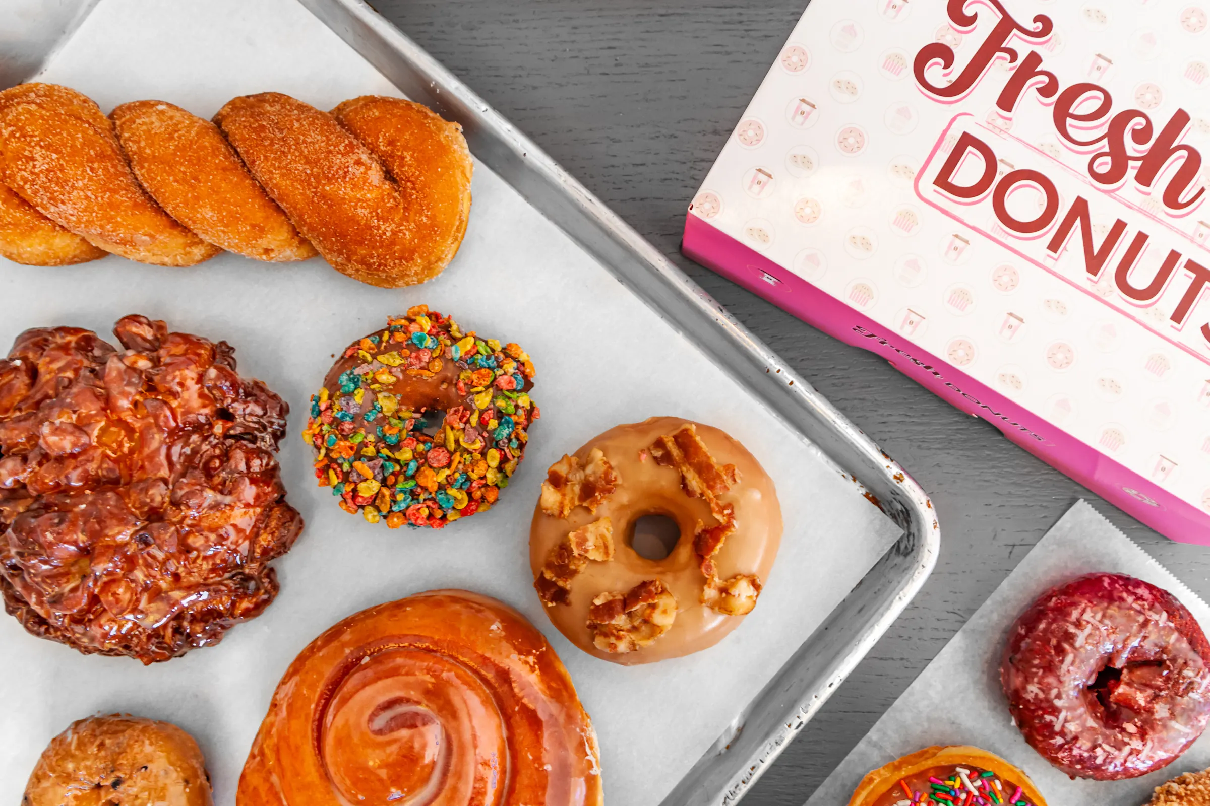 Happy Donuts in USA, north_america | Baked Goods - Rated 4.8