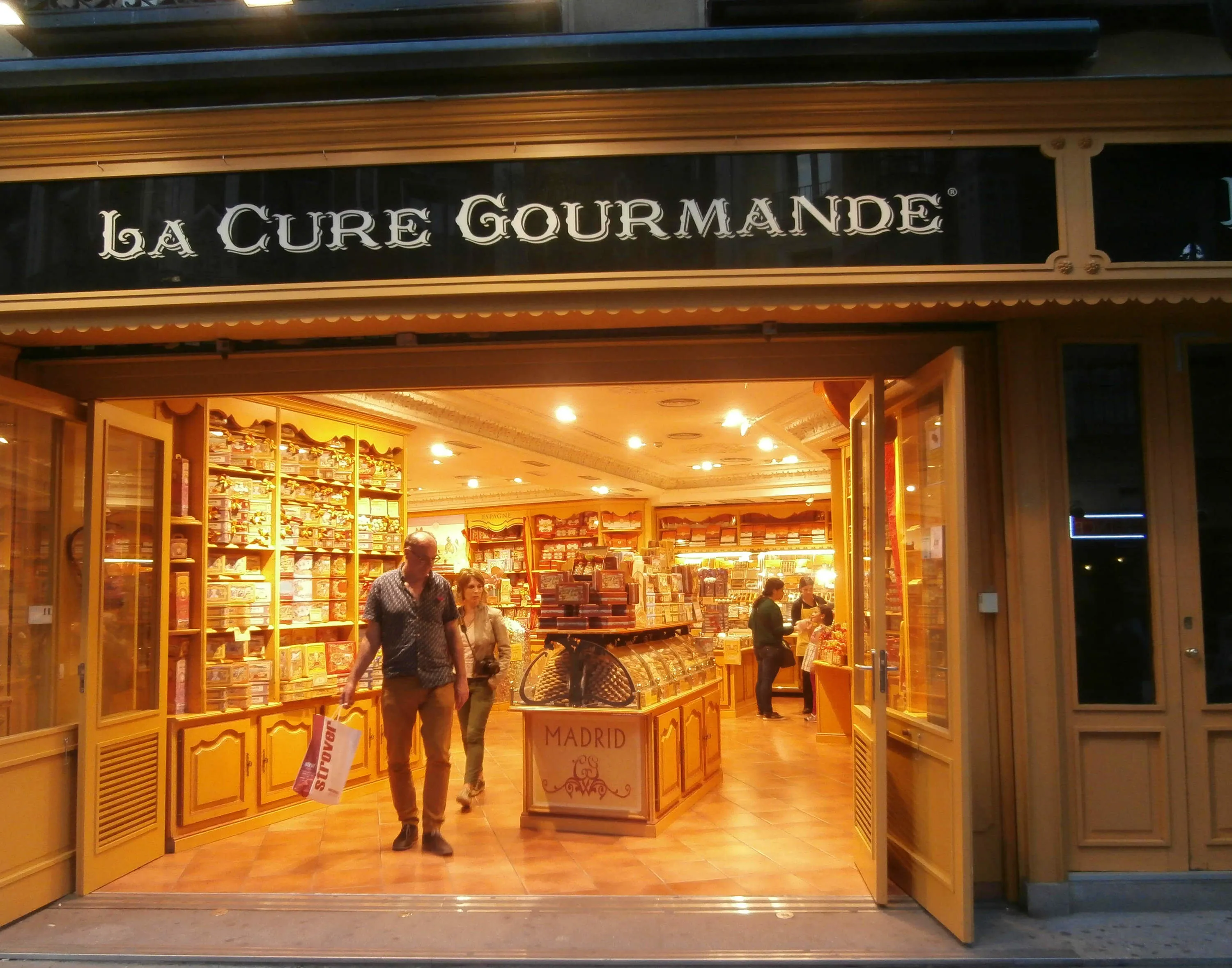 La Cure Gourmande Madrid in Spain, europe | Baked Goods - Country Helper