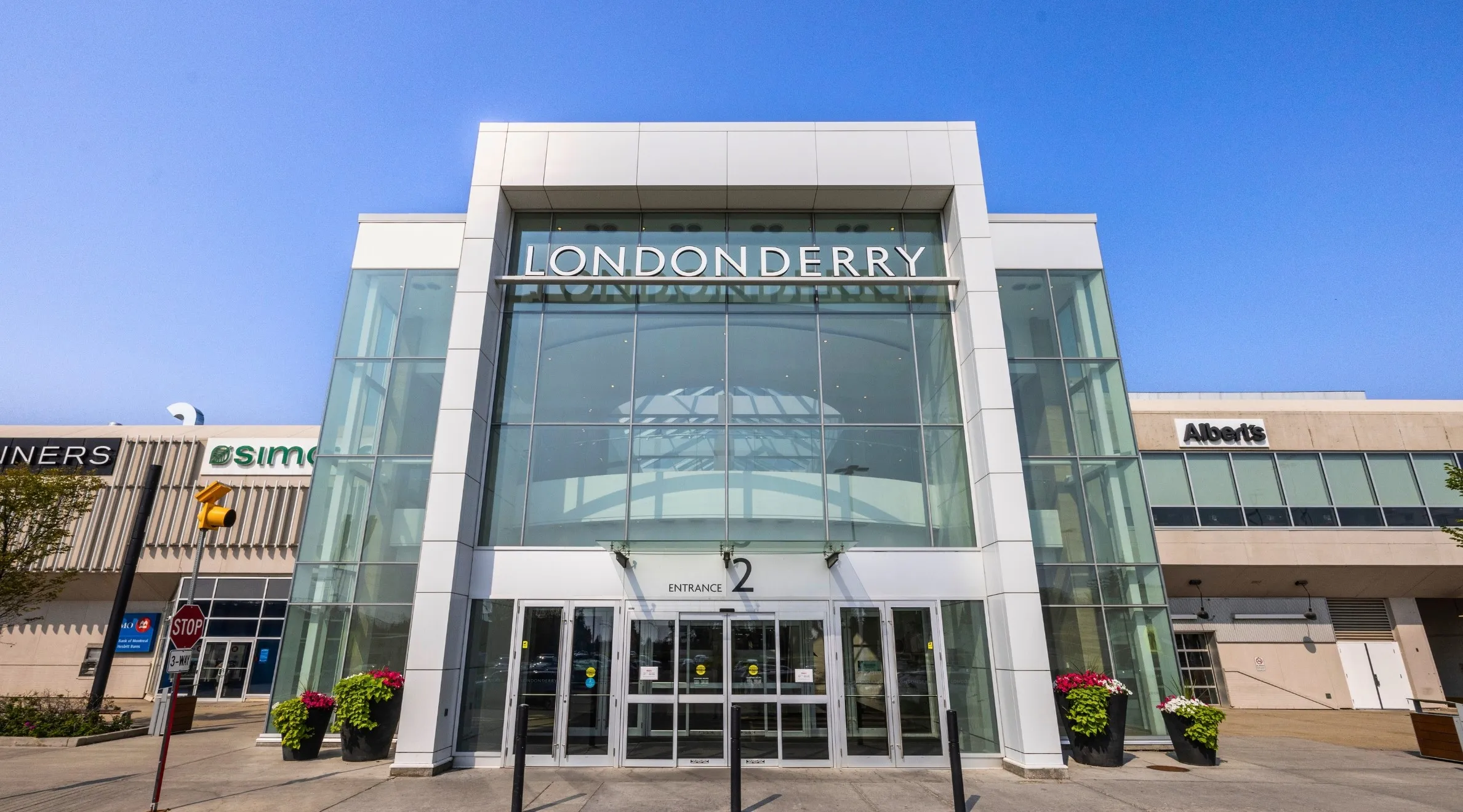 Londonderry Mall in Canada, north_america | Accessories,Clothes,Sportswear,Watches,Swimwear - Country Helper