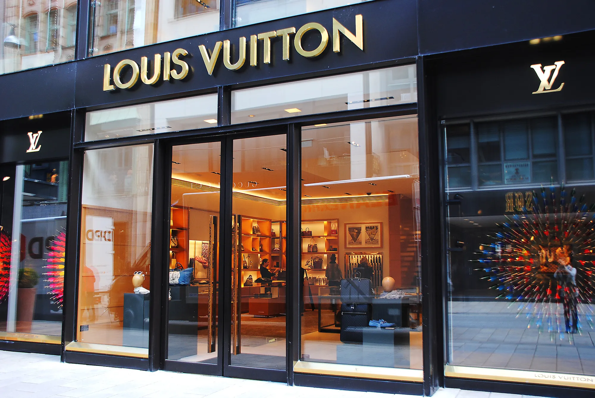 Louis Vuitton Hamburg in Germany, europe | Handbags,Accessories,Travel Bags - Country Helper