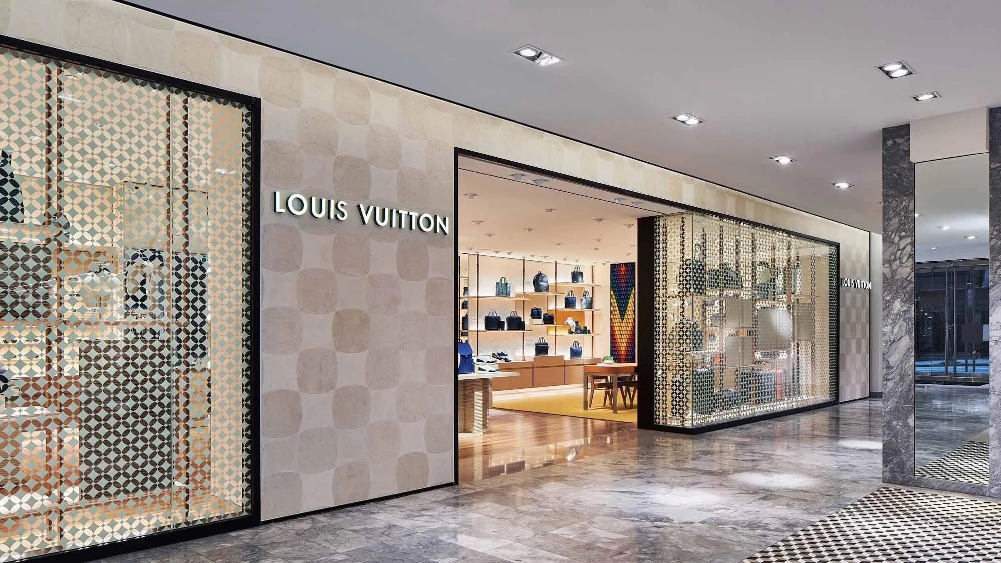 Louis Vuitton Holt Renfrew Vancouver in Canada, north_america | Handbags,Accessories,Travel Bags - Country Helper