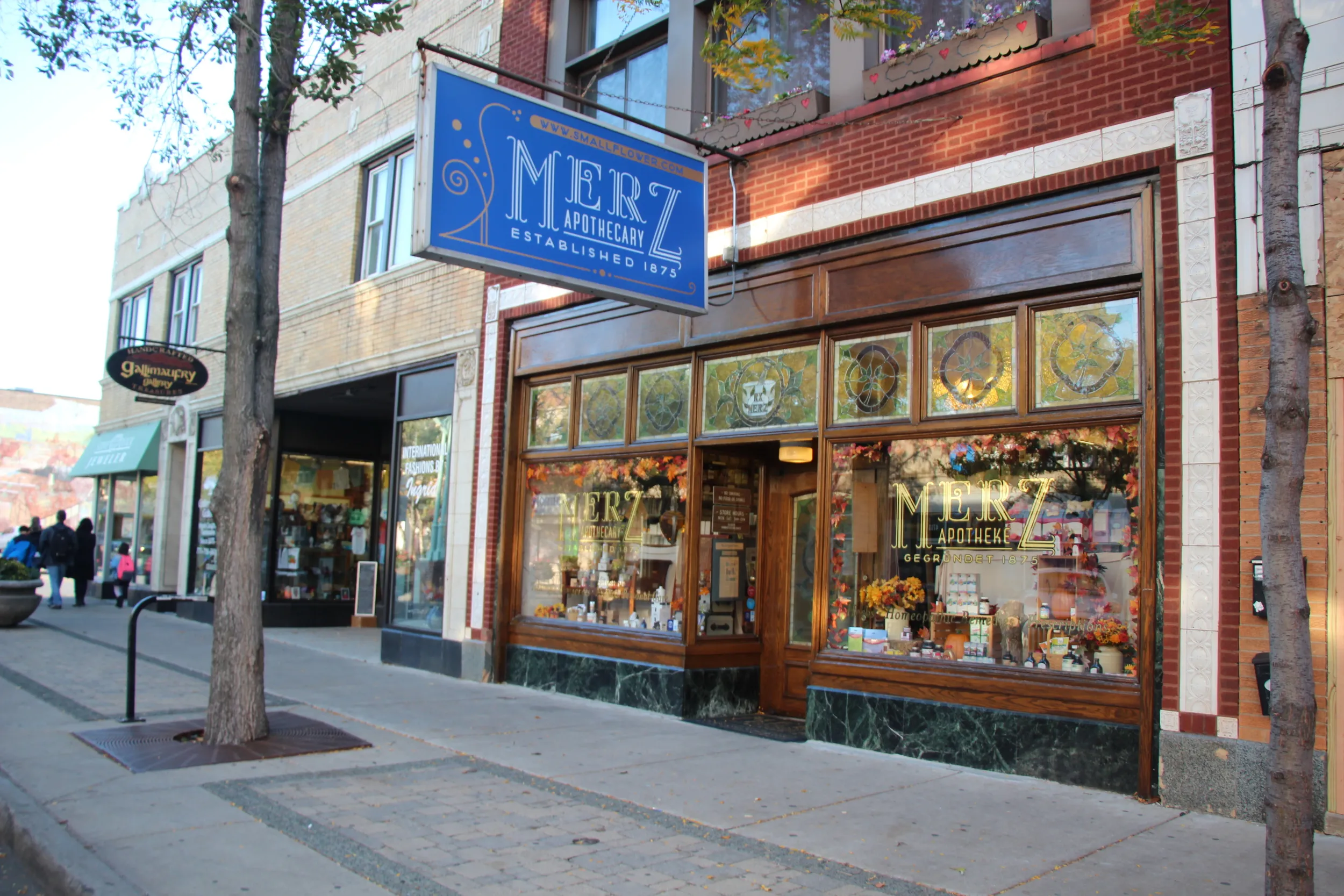 Merz Apothecary in USA, north_america | Medications - Country Helper