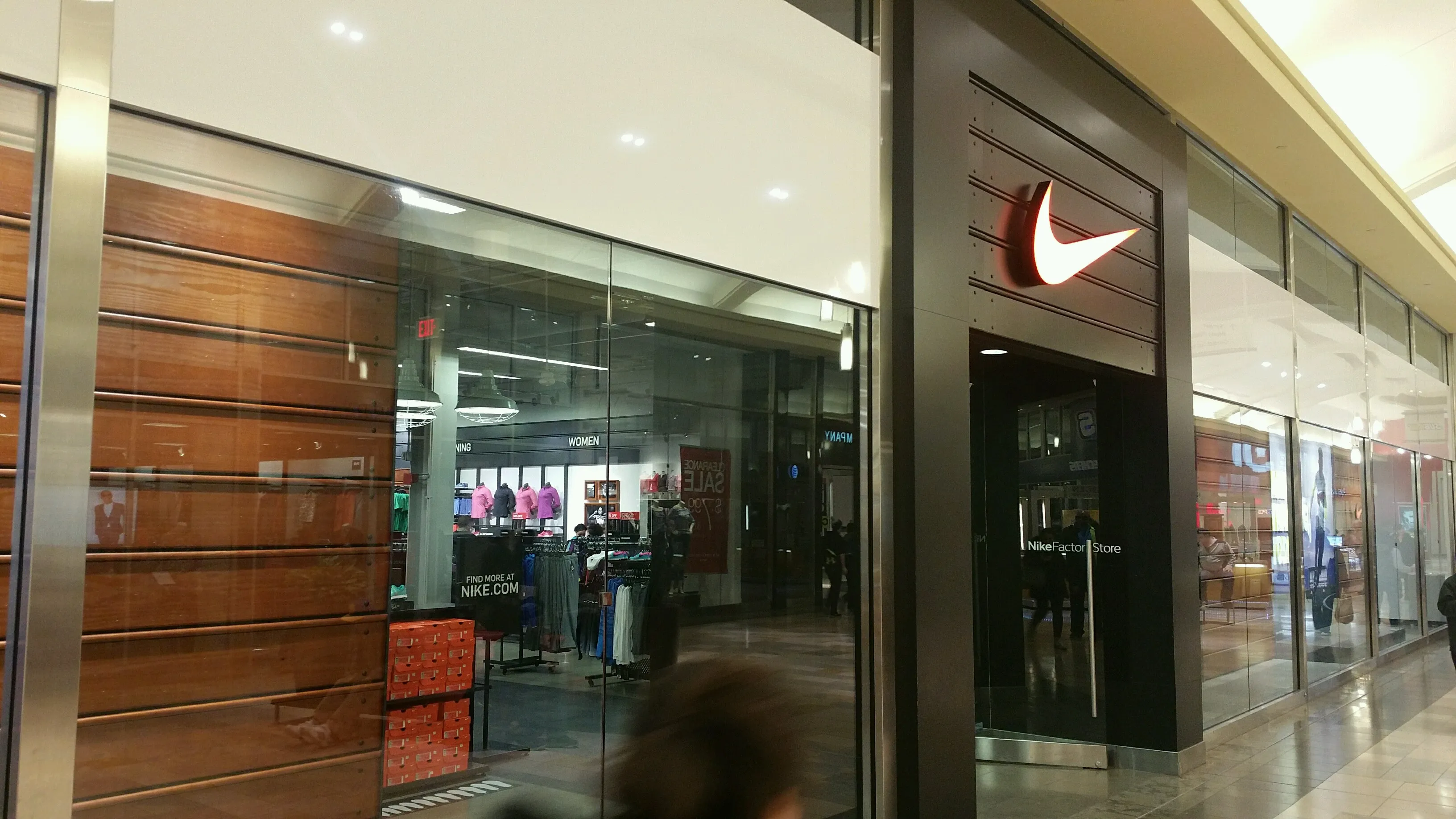 Nike Factory Store in Peru, south_america | Sportswear - Country Helper