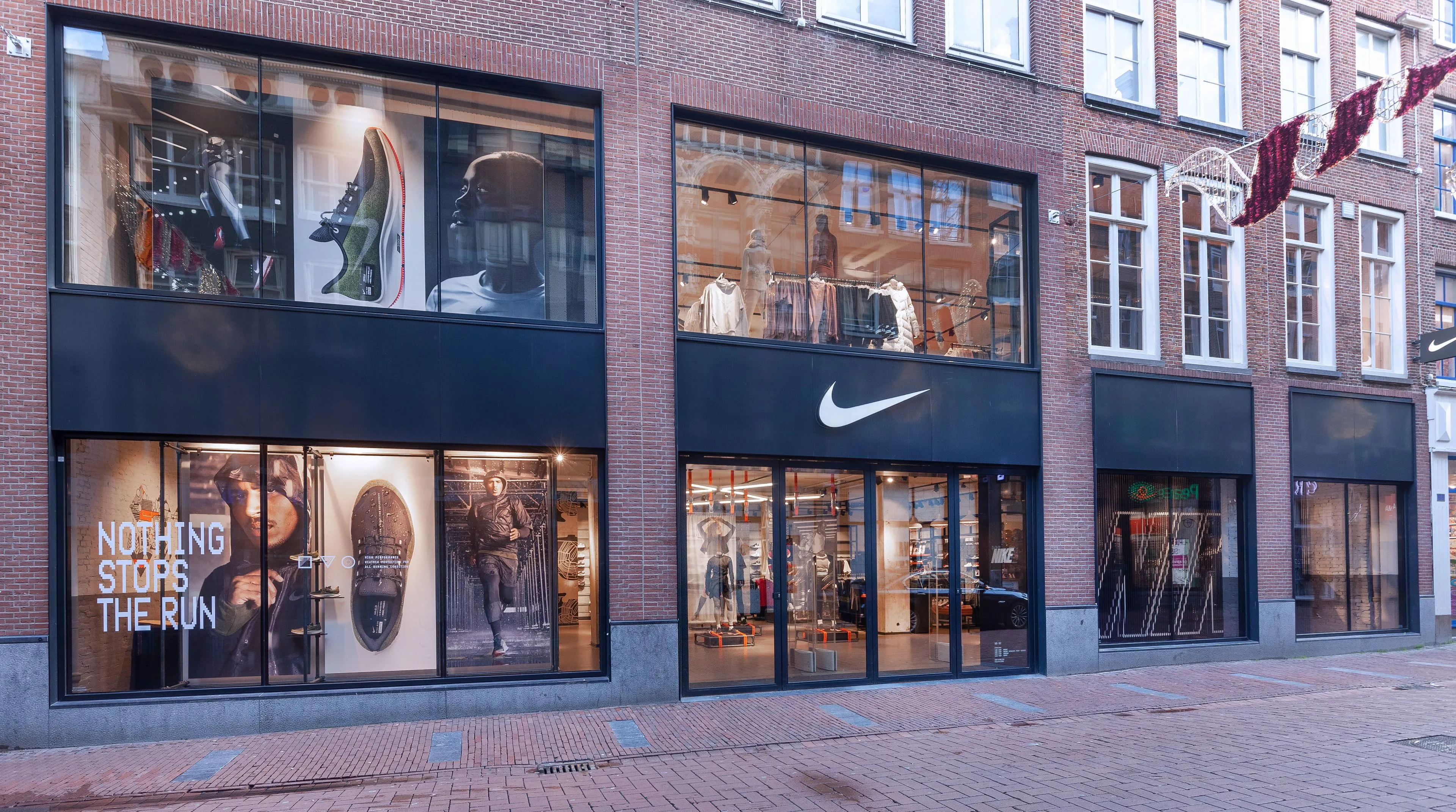 Nike Store Amsterdam in Netherlands, europe | Sportswear - Country Helper