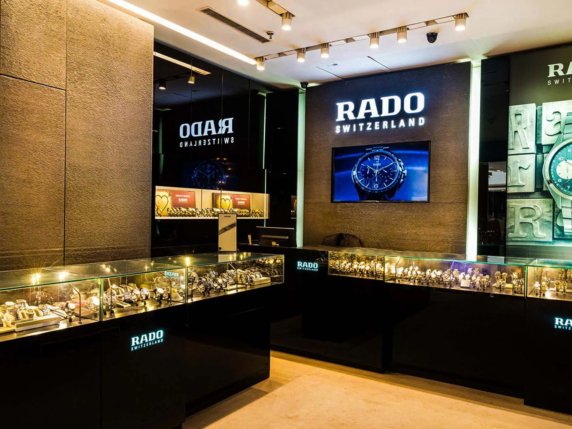 Rado Boutique in India, central_asia | Watches - Country Helper