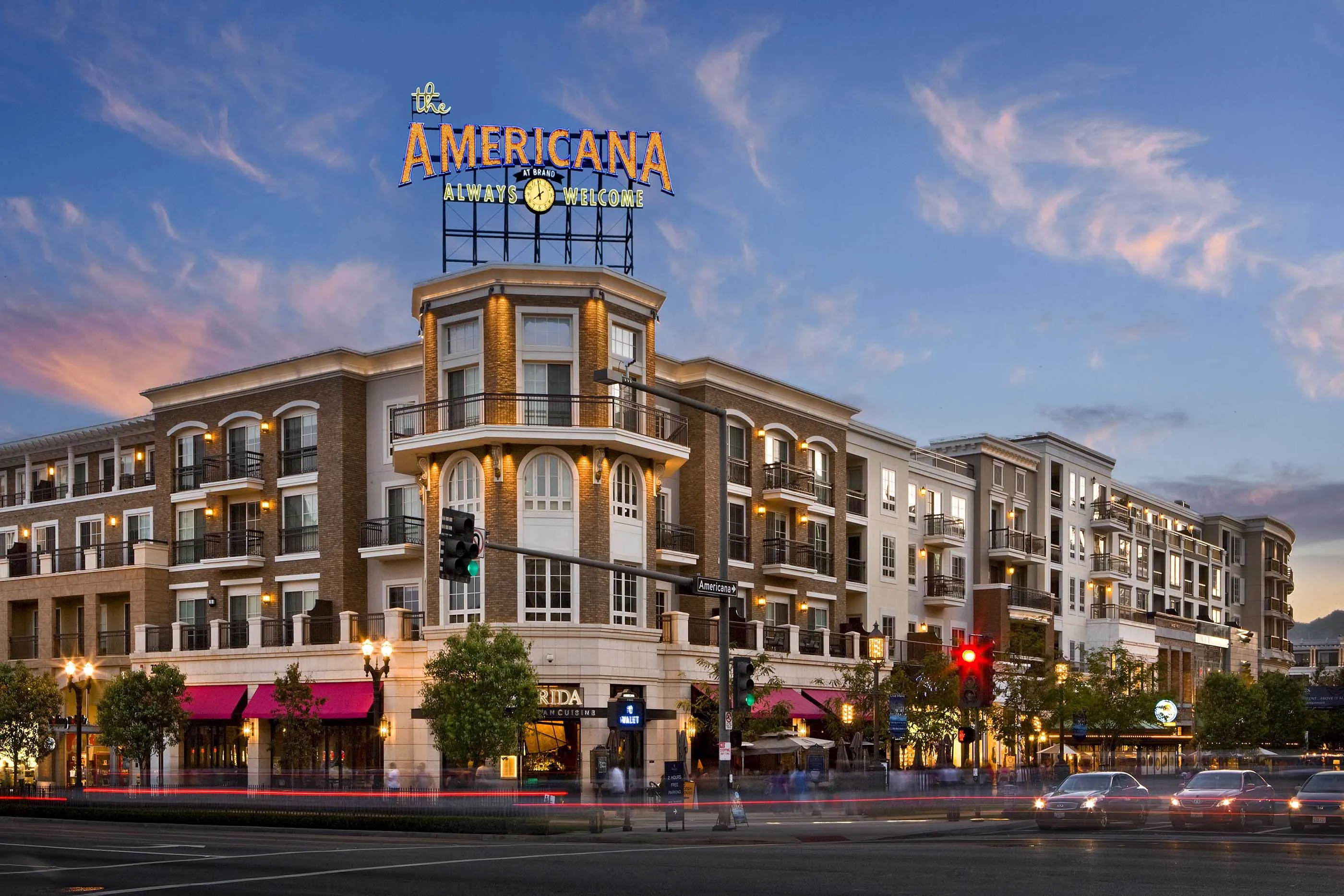 The Americana At Brand in USA, north_america | Fragrance,Handbags,Shoes,Accessories,Clothes,Cosmetics - Country Helper