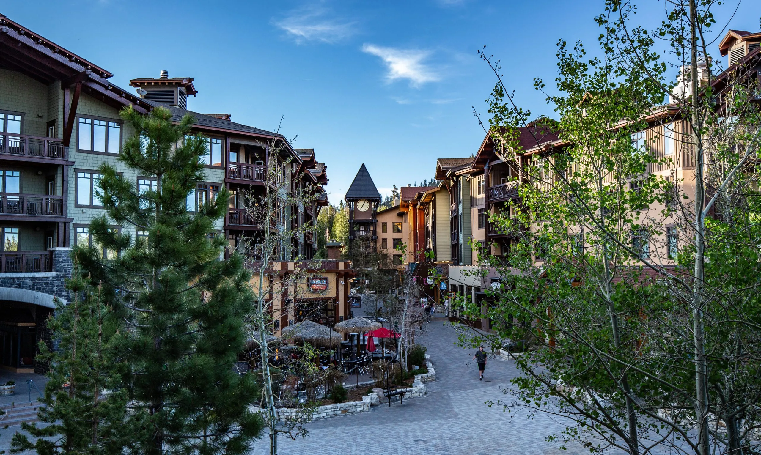 Village at Mammoth in USA, north_america | Accessories,Clothes,Jewelry - Country Helper