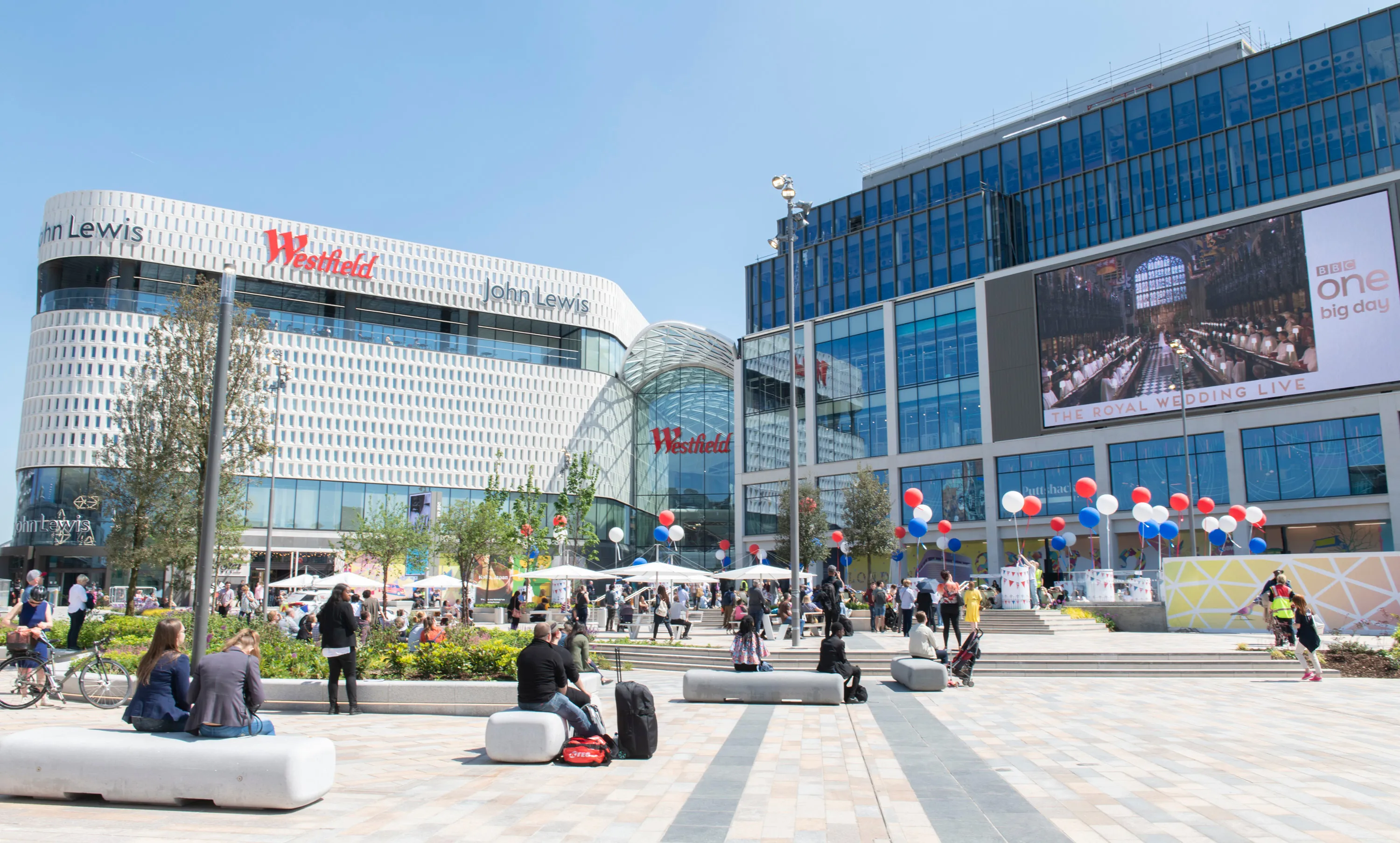 Westfield London White City in United Kingdom, europe | Fragrance,Sporting Equipment,Handbags,Shoes,Clothes,Watches,Swimwear - Country Helper