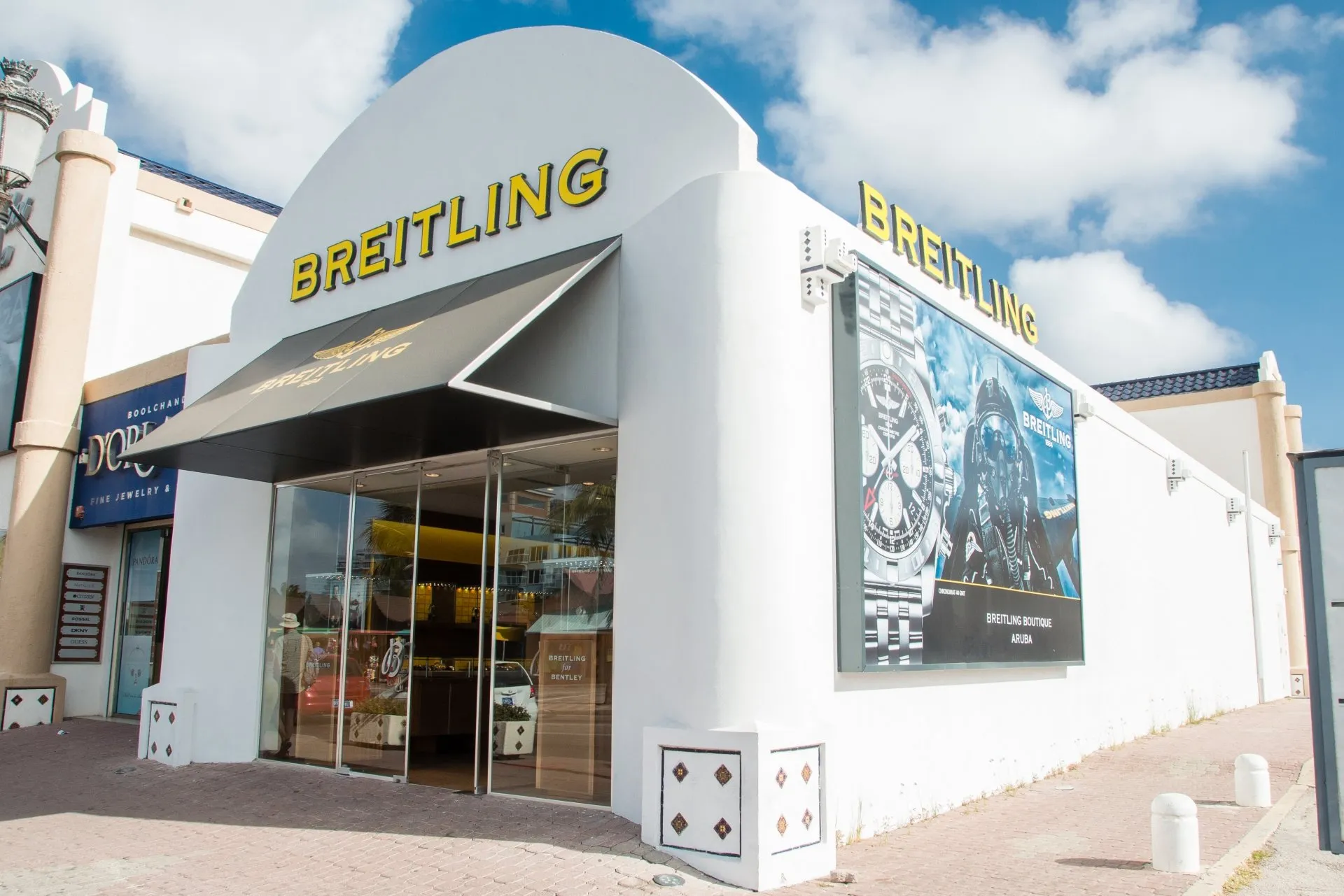 Breitling Boutique in Aruba, caribbean | Watches - Country Helper