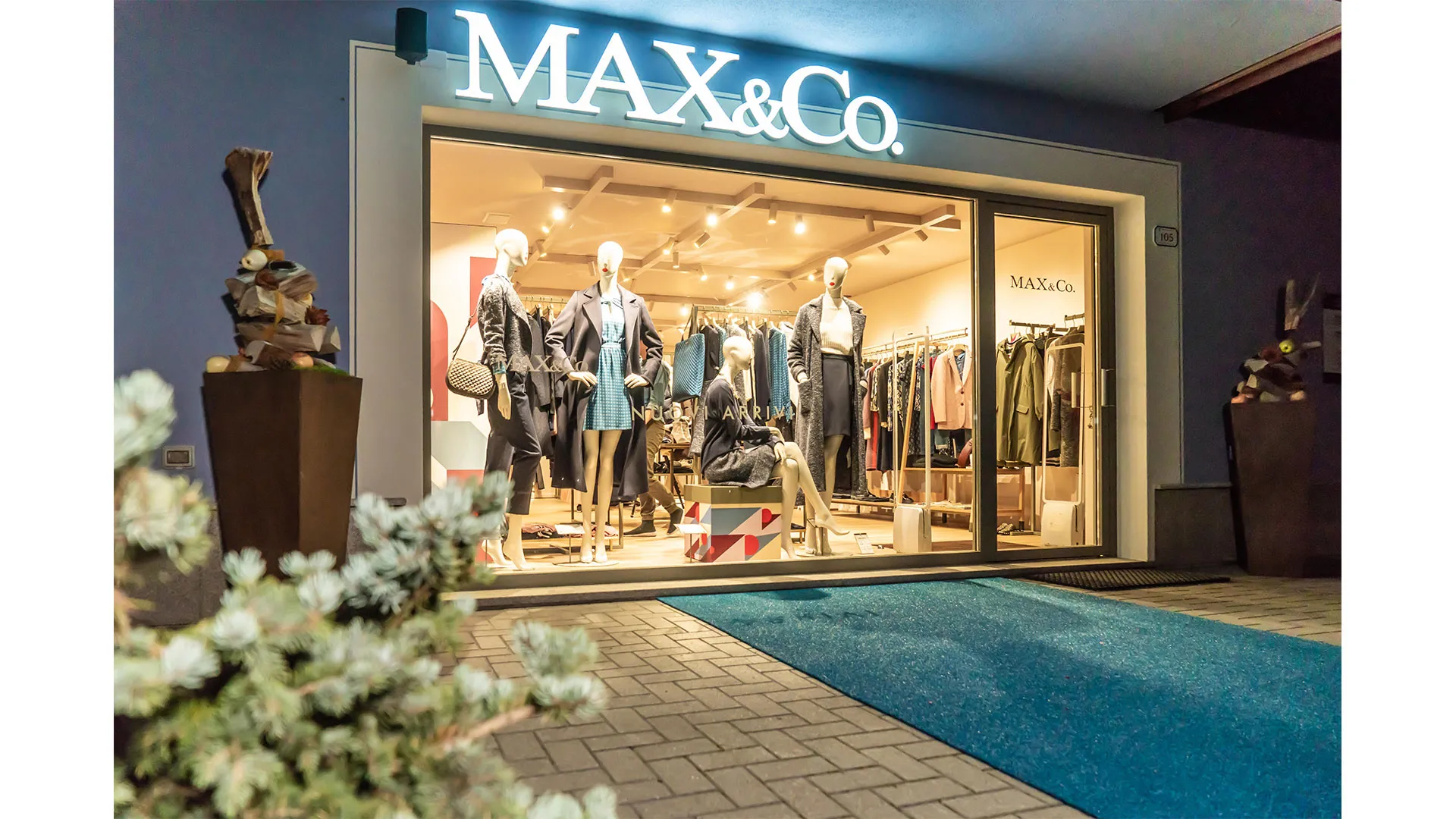 Max&Co in Italy, europe | Clothes - Country Helper