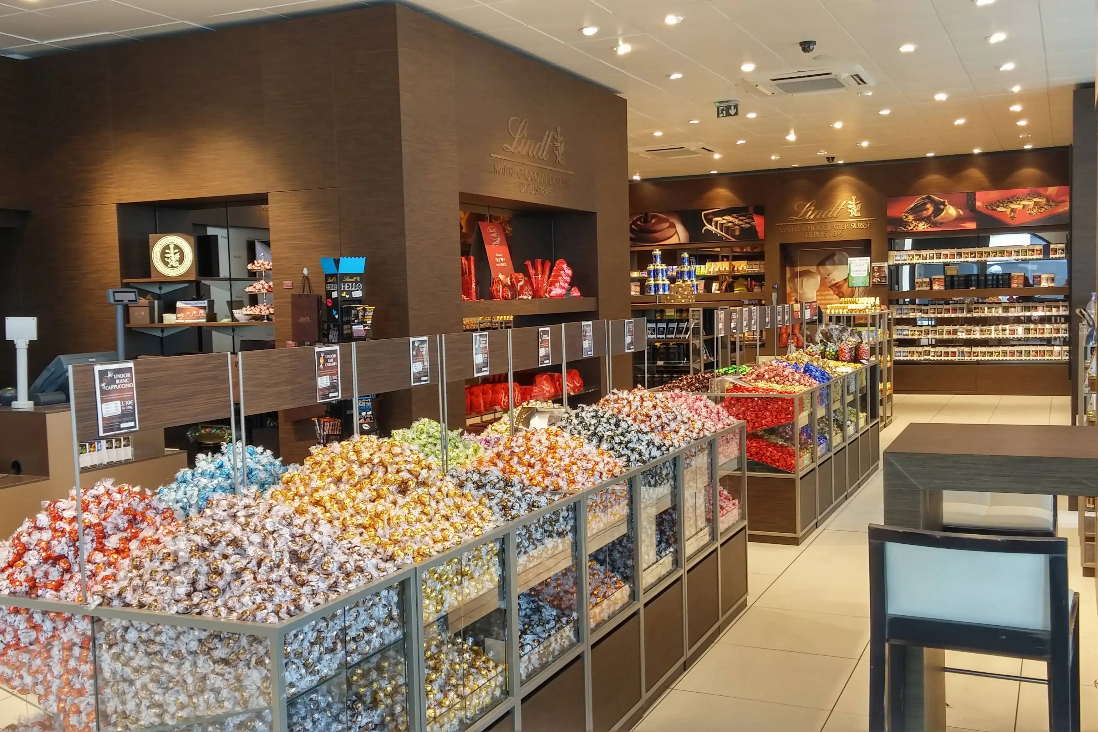 Lindt in Brazil, south_america | Sweets - Country Helper