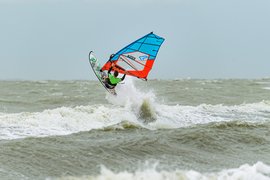 Absolut Surf in Belgium, Flemish Region | Windsurfing - Rated 1.2
