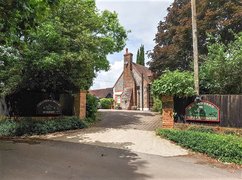 Chiltern Valley Winery & Brewery in United Kingdom, South East England | Wineries - Rated 4