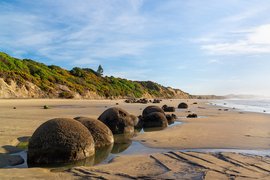 Moeraki Boulders Beach in New Zealand, Southland | Beaches - Rated 3.7