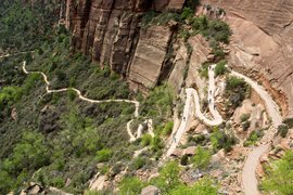 Angels Landing Trail in USA, Utah | Trekking & Hiking - Rated 4.2
