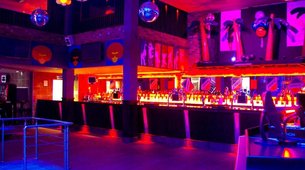 Club Retro | Nightclubs - Rated 3.6