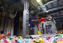 Amped Trampoline Park Indonesia | Trampolining - Rated 4.6