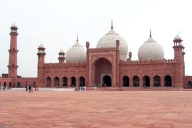Badshahi Mosque | Architecture - Rated 4.4