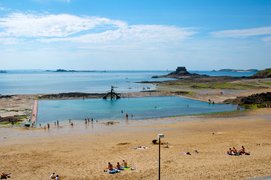 Beach de Bon Secours in France, Brittany | Beaches - Rated 3.8
