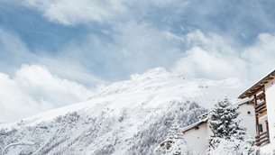 Berghotel Randolins | Snowboarding,Skiing - Rated 3.8