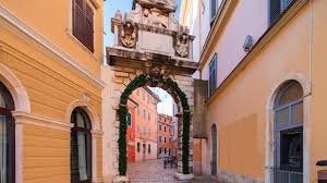 Balbi's Arch in Croatia, Istria | Architecture - Rated 3.6
