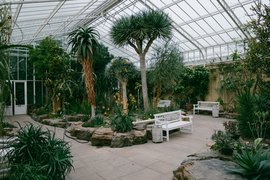 Botanical Gardens Attractions