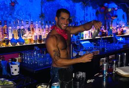 CosmoThursdays in USA, Florida | LGBT-Friendly Places,Bars - Rated 0.8