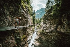 Dalaschlucht – Thermalquellen-Steg in Switzerland, Canton of Valais | Trekking & Hiking - Rated 0.9