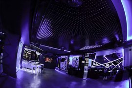De Luxe | Nightclubs,Sex-Friendly Places - Rated 3.5
