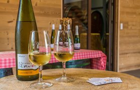 Domaine de la Madone - Auberge - Beaujolais Winegrower in France, Auvergne-Rhone-Alpes | Wineries,Restaurants - Rated 0.9
