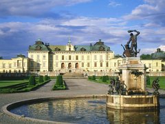 Drottningholm in Sweden, Sodermanland | Castles - Rated 3.9