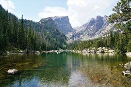 Emerald Lake Trail in Canada, British Columbia | Lakes,Trekking & Hiking - Rated 3.7