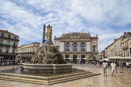 Fountain of the Three Graces in France, Occitanie | Architecture - Rated 0.8