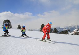 Gastekindergarten in Austria, Tyrol | Snowboarding,Skiing - Rated 0.7