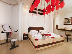 Geisha | Sex Hotels,Sex-Friendly Places - Rated 3.4