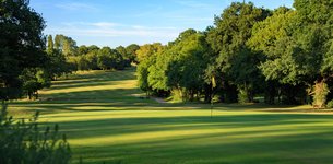 West Middlesex Golf Club in United Kingdom, Greater London | Golf - Rated 3.4