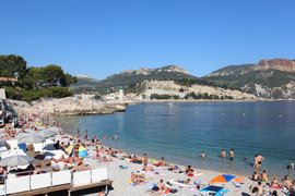 Grande Mer Beach in France, Provence-Alpes-Cote d'Azur | Beaches - Rated 3.5