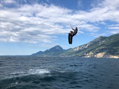 Kite-Guru Kitesurf & Snowkite School in Italy, Veneto | Kitesurfing - Rated 2.4