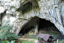 Petnica Cave