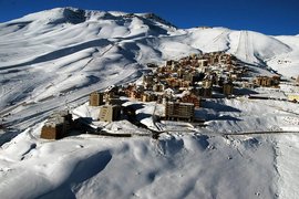 La Parva in Chile, Santiago Metropolitan Region | Snowboarding,Mountaineering,Skiing - Rated 4.1