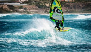 Maremoto Surf Center in Italy, Lazio | Windsurfing - Rated 1.1